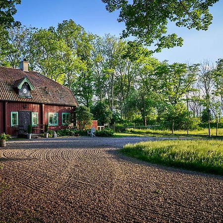 Kungs Starby Gard Bed And Breakfast Vadstena Bagian luar foto